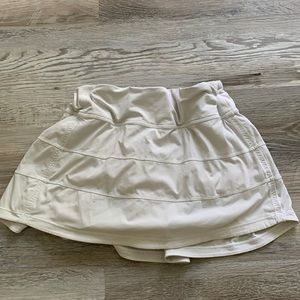 lulu lemon white skirt size 4